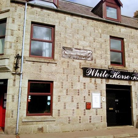 White Horse Hotel Strichen Bagian luar foto