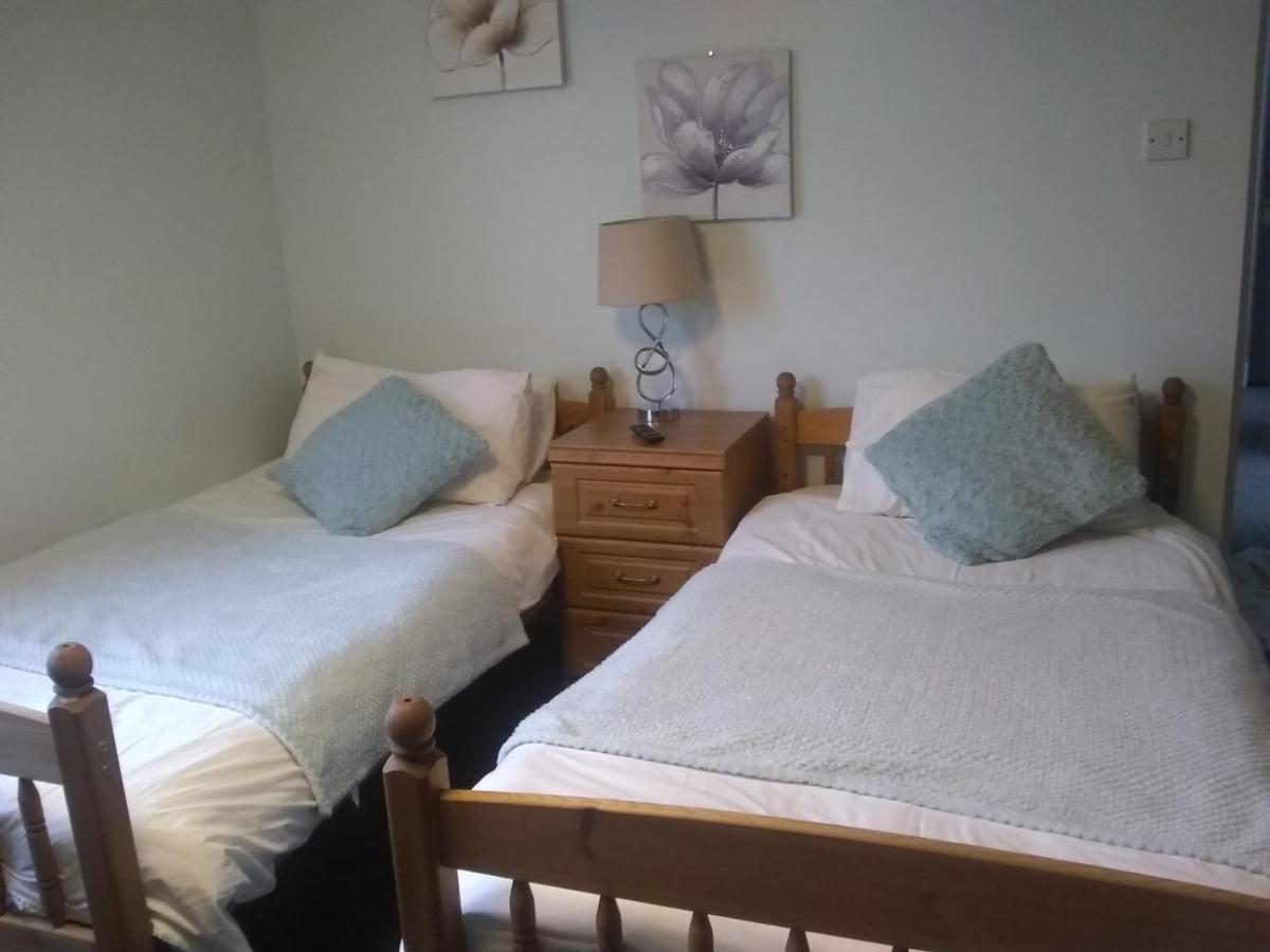 White Horse Hotel Strichen Bagian luar foto