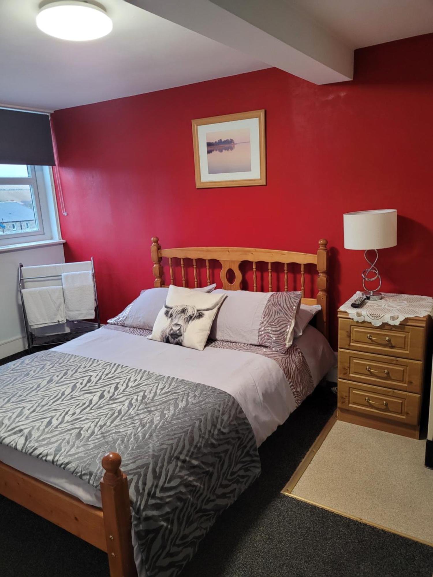 White Horse Hotel Strichen Bagian luar foto