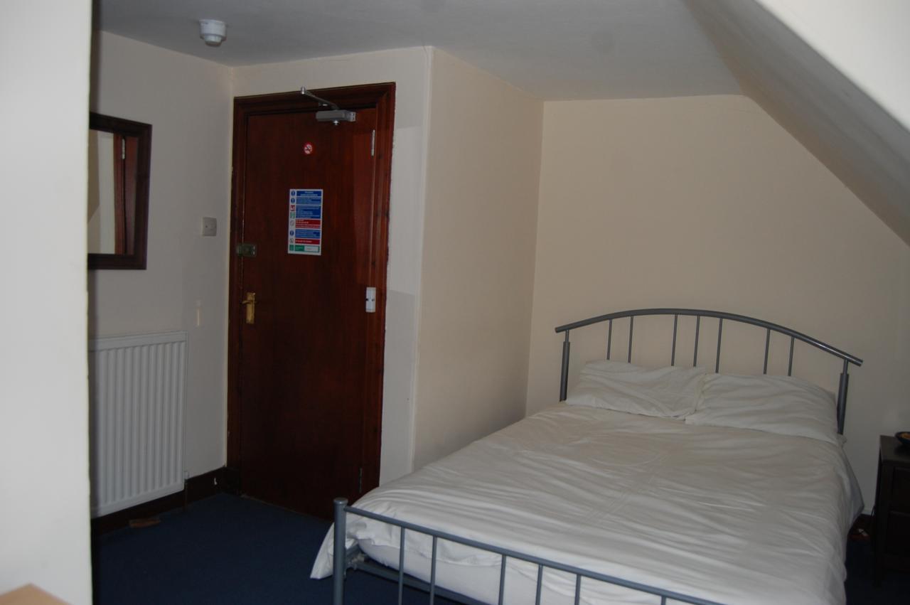 White Horse Hotel Strichen Bagian luar foto